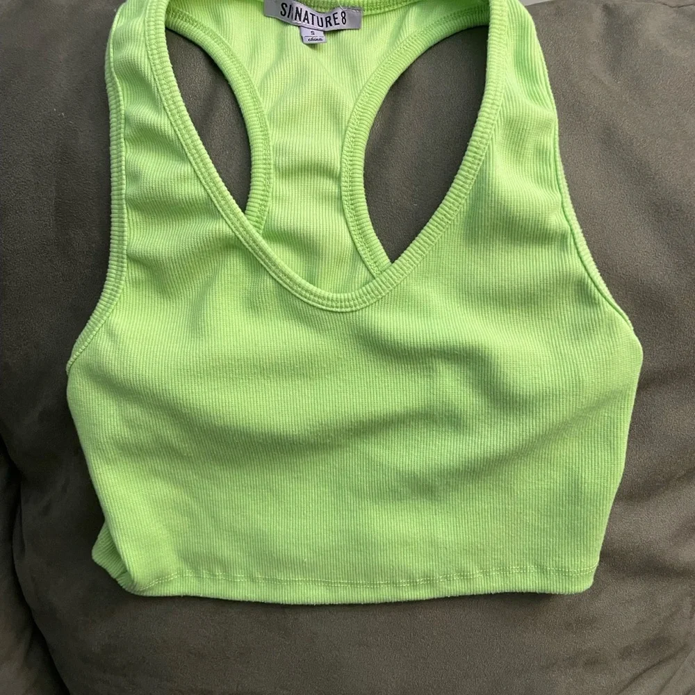 Signature8 Bright Green Ribbed Top - Picture 1 of 3